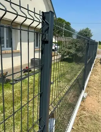 pose de clôtures à Mesnils-sur-Iton - image 2